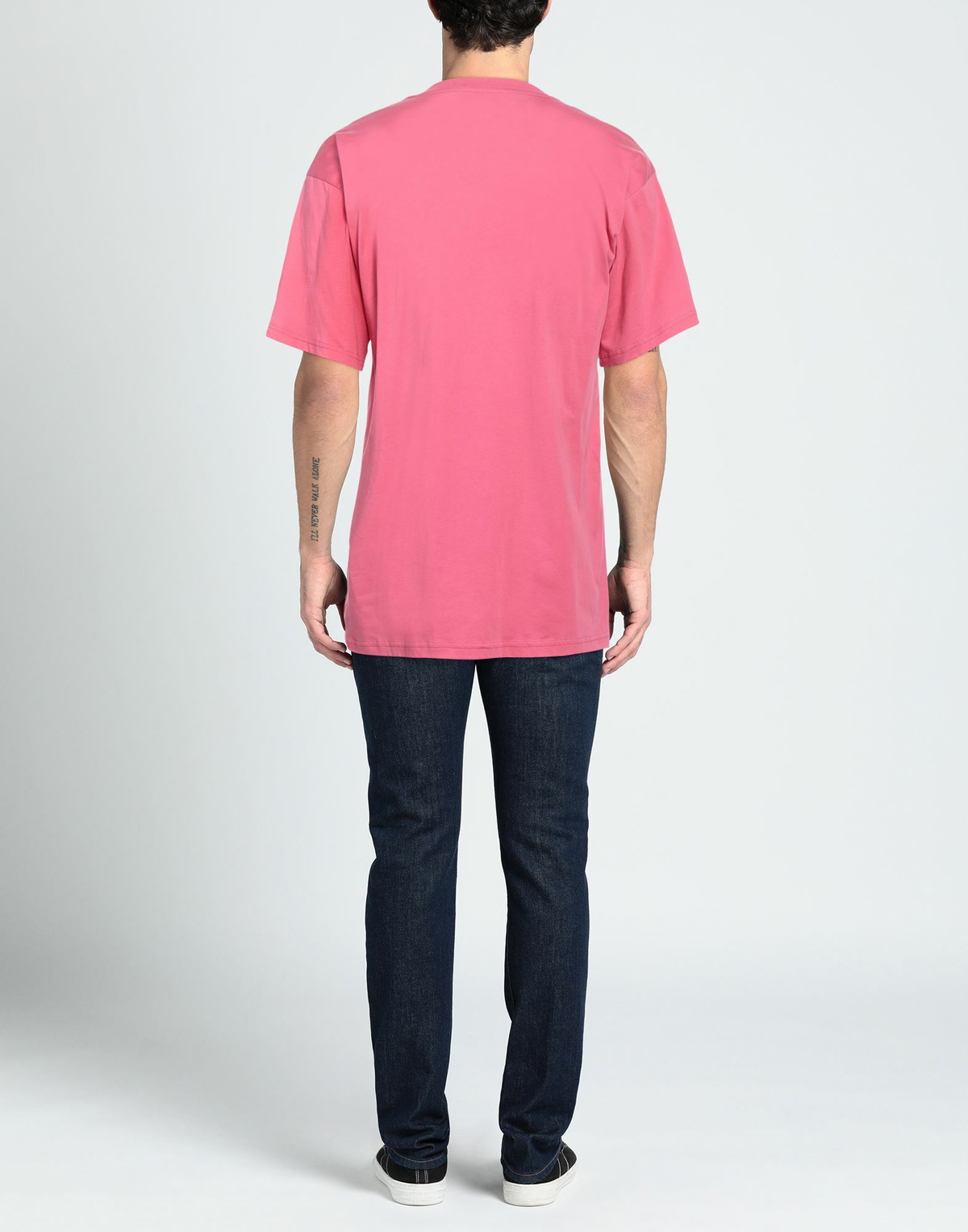 Moschino Mens T-shirt in Magenta