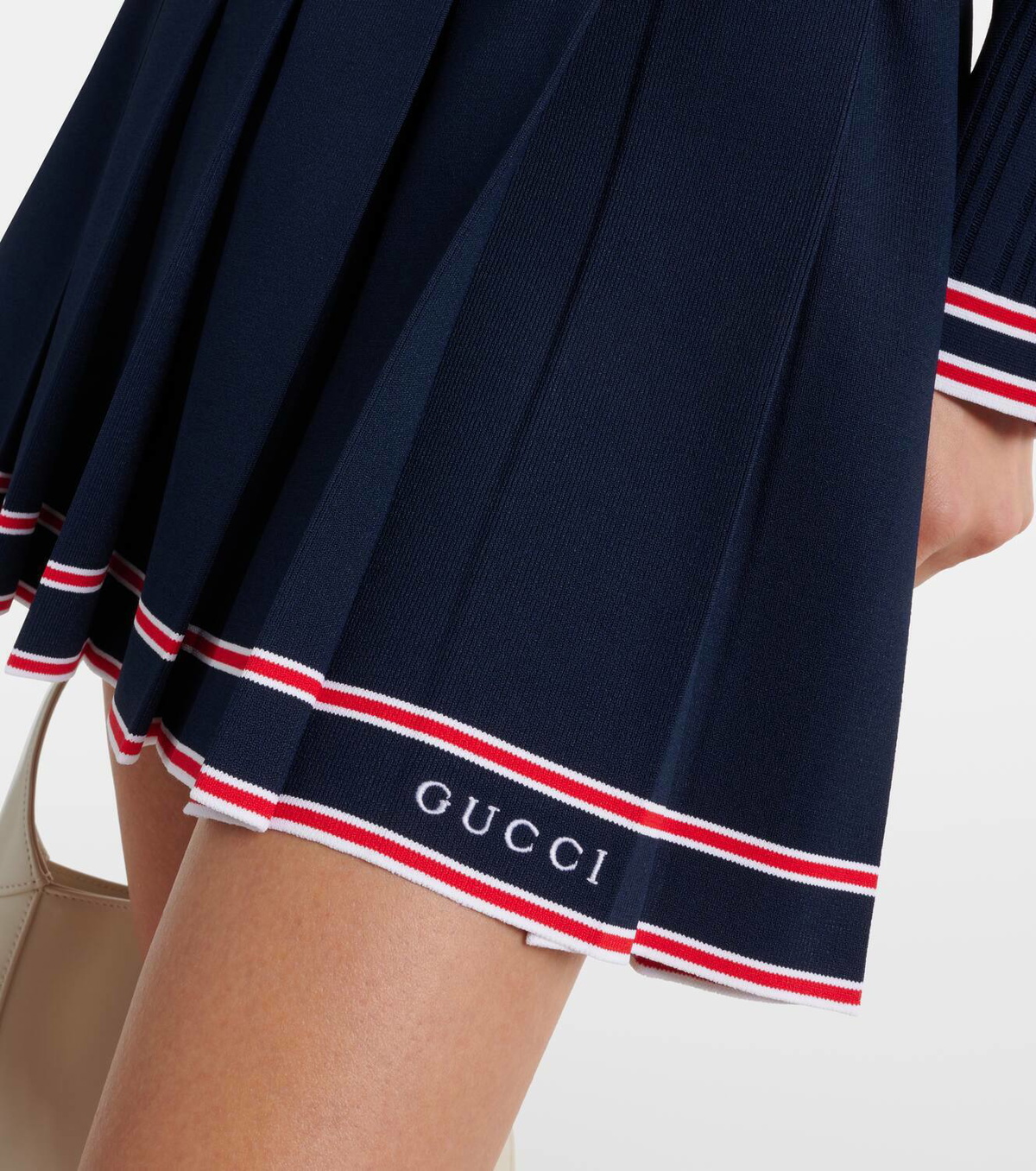 GUCCI★グッチ★素敵！Black Pleated Skirt GUCCI☆グッチ☆素敵！Black Pleated Skirt