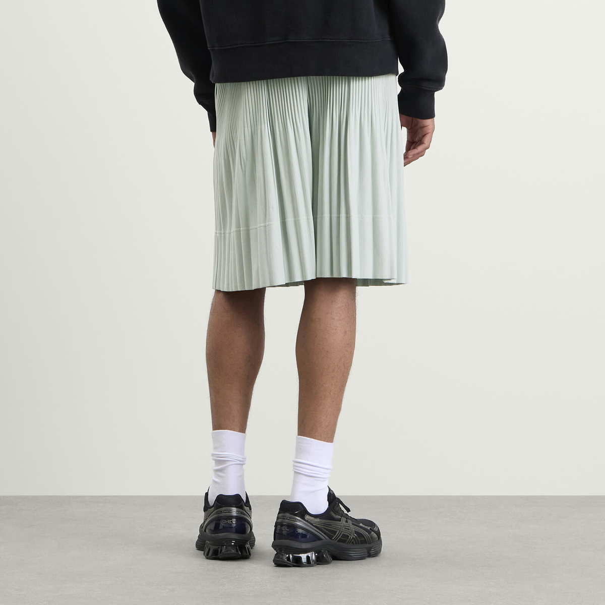 Homme Plissé Issey Miyake Men's Pleat Short in Boboli Moss Ash