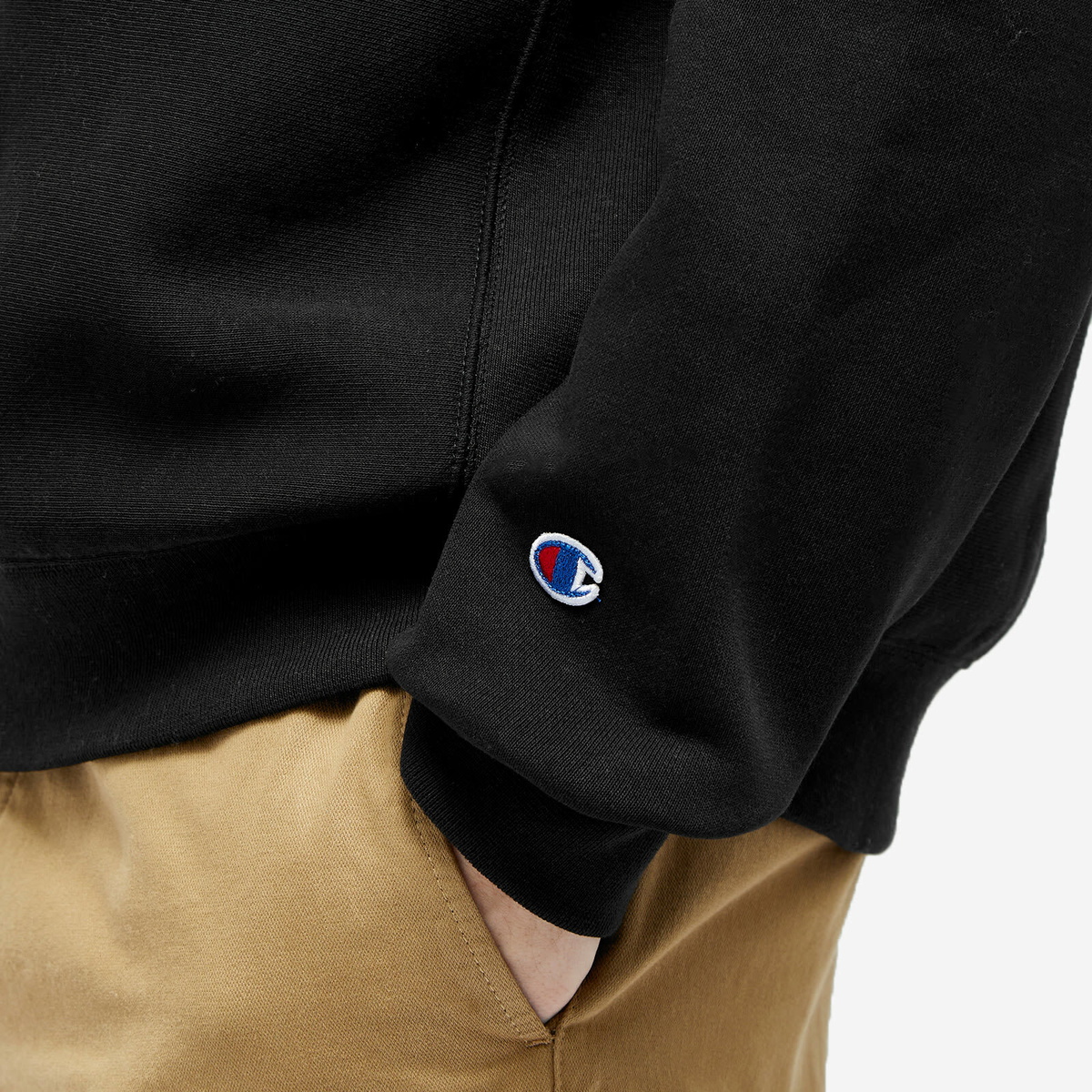 Champion Reverse Weave Men's Classic Crew Sweat in Black