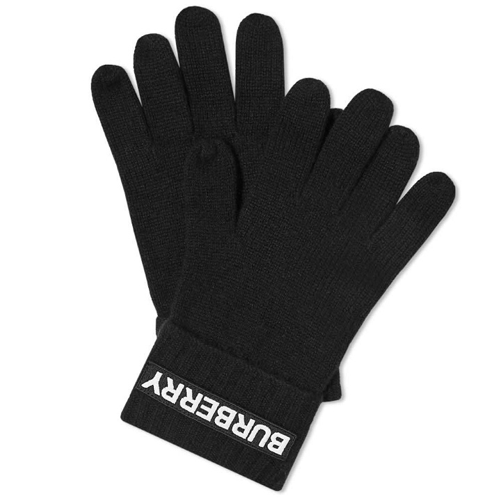 Photo: Burberry Cashmere Knitted Gloves