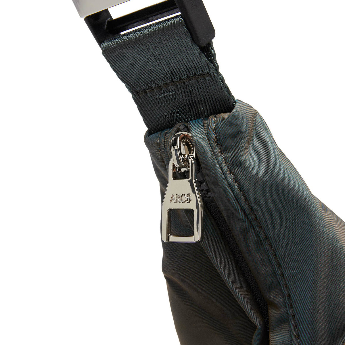 ARCS HEY Sling Bag in Neptune 