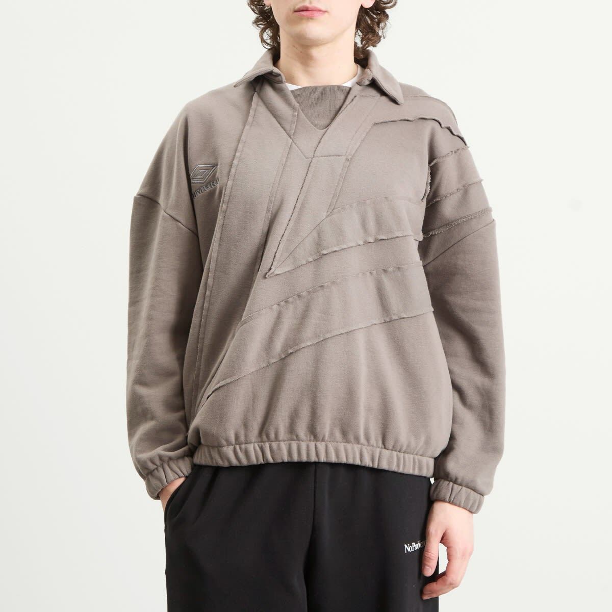 Umbro Men's Diamond Drill Sweat Top in Brushed Nickel