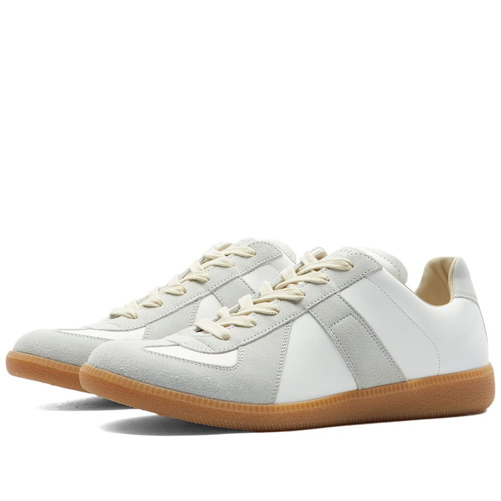 Photo: Maison Margiela Men's Classic Replica Sneakers in OffWhite