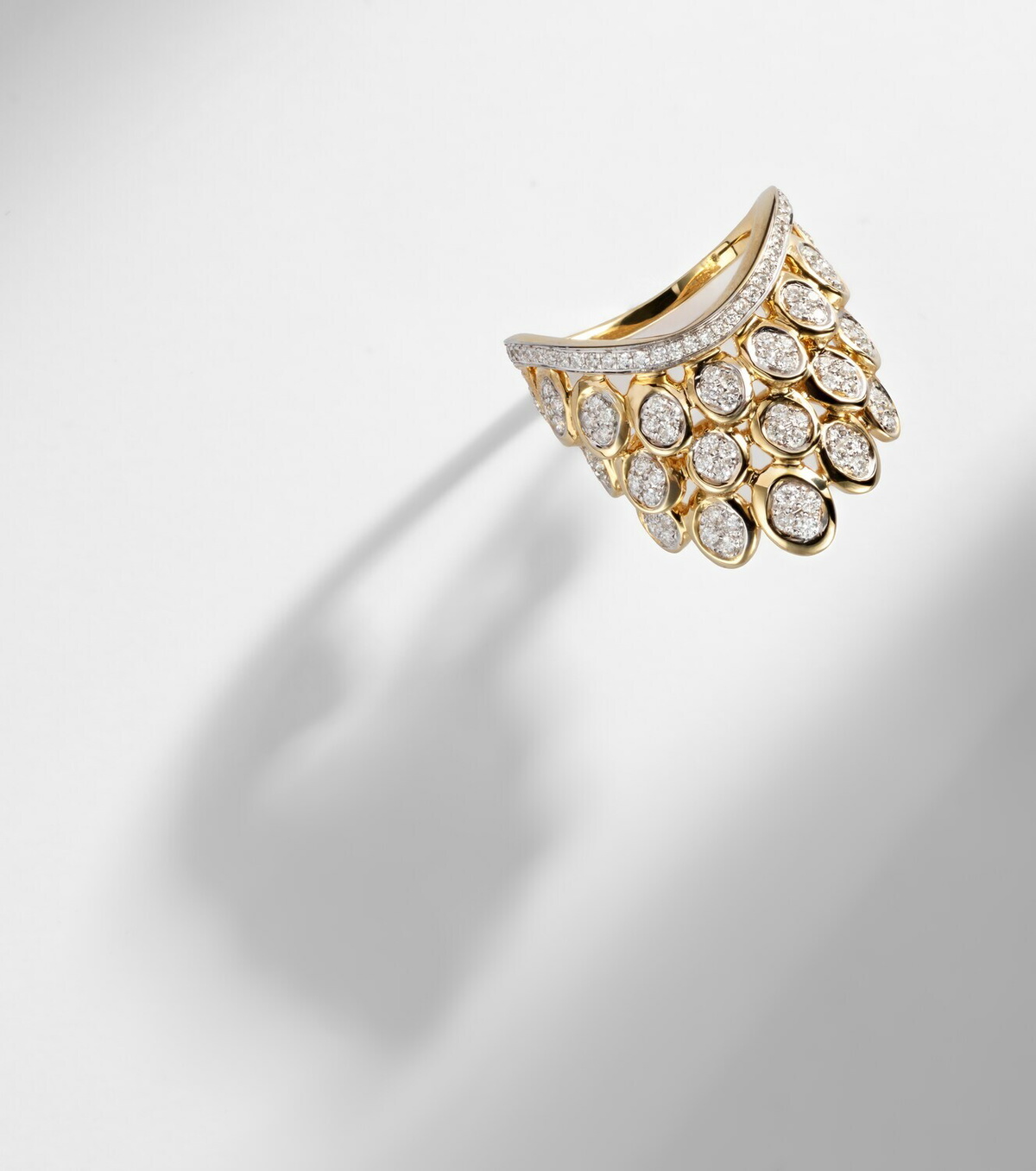 Rainbow K Blossom 14kt gold ring with diamonds
