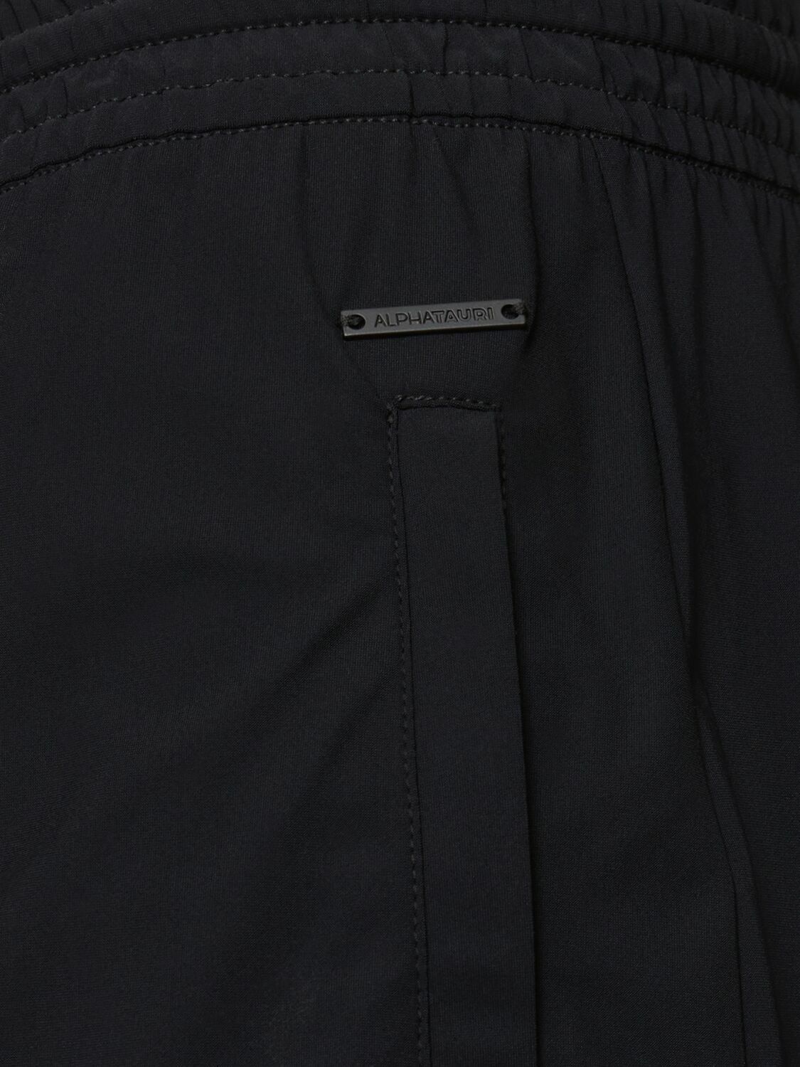 ALPHATAURI Pirt Shorts