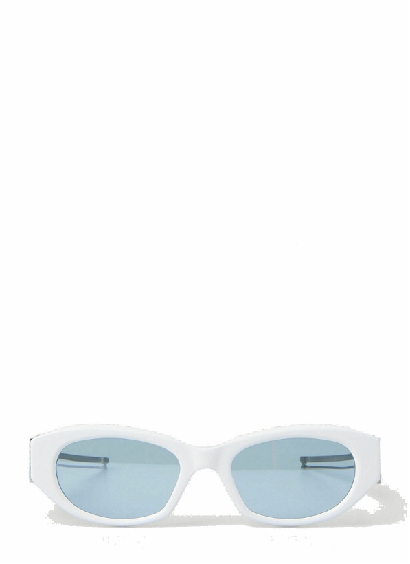 Photo: Swipe 2 Oval Sunglasses in White