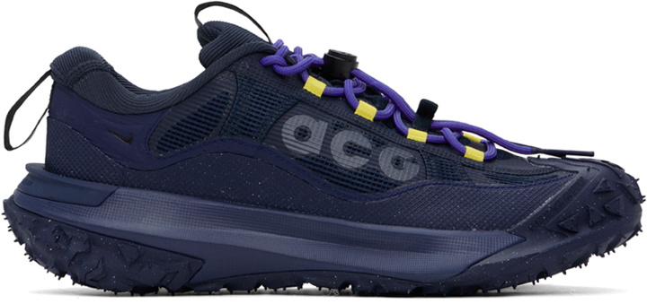Photo: Nike Navy ACG Mountain Fly 2 Low GORE-TEX Sneakers