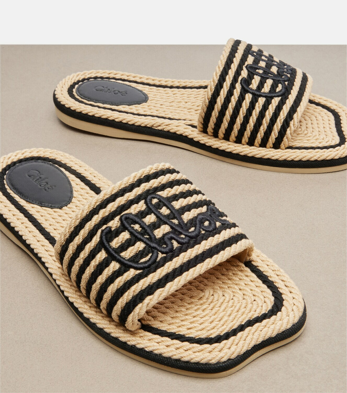 Chloé Chloé Sand logo slides