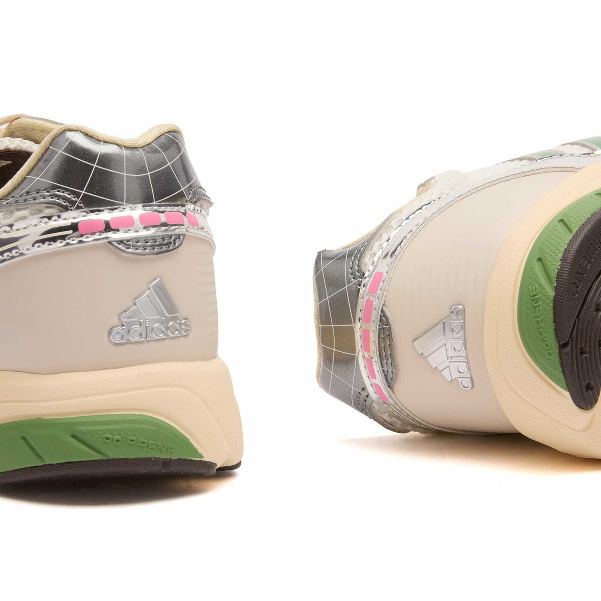 Adidas Adizero Adios OG Sneaker in Cream White/Preloved Green/Dark Brown