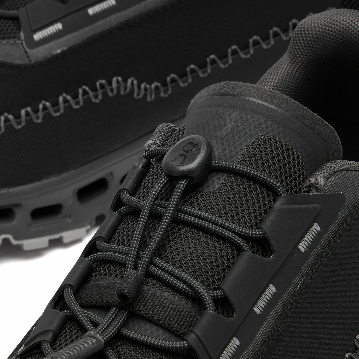 ON Men's Cloudaway 2 in Black/Eclipse On