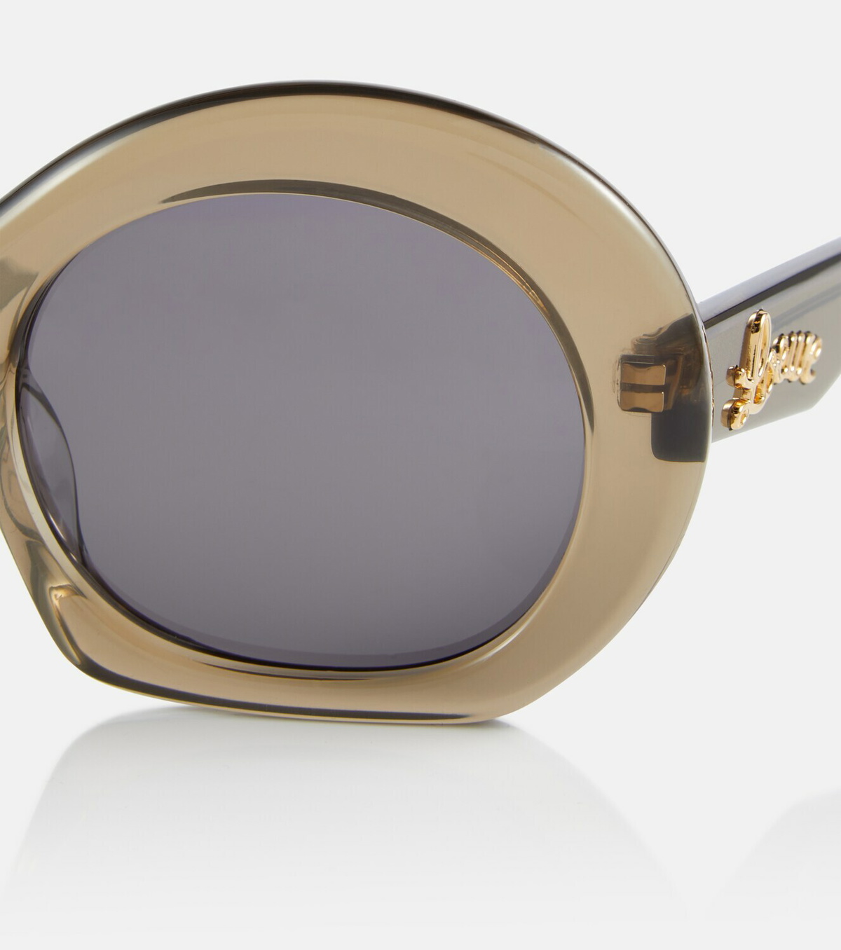 Loewe Round Sunglasses Loewe 8739