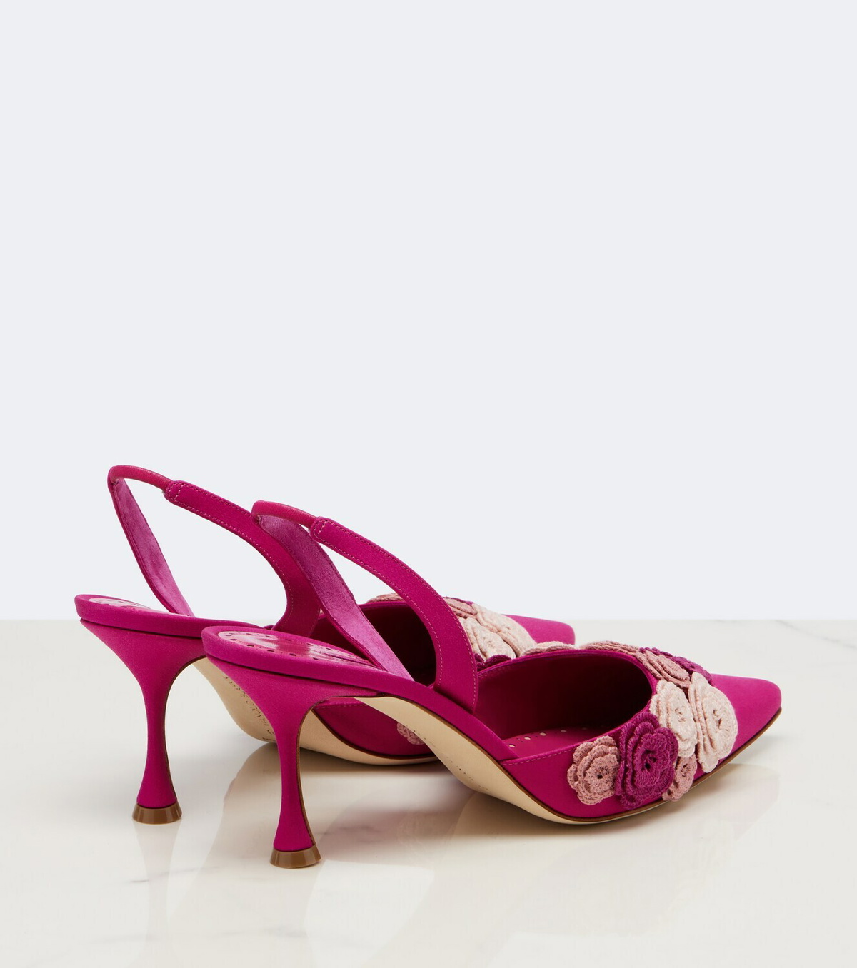 Manolo Blahnik Svemuta floral-appliqué slingback pumps