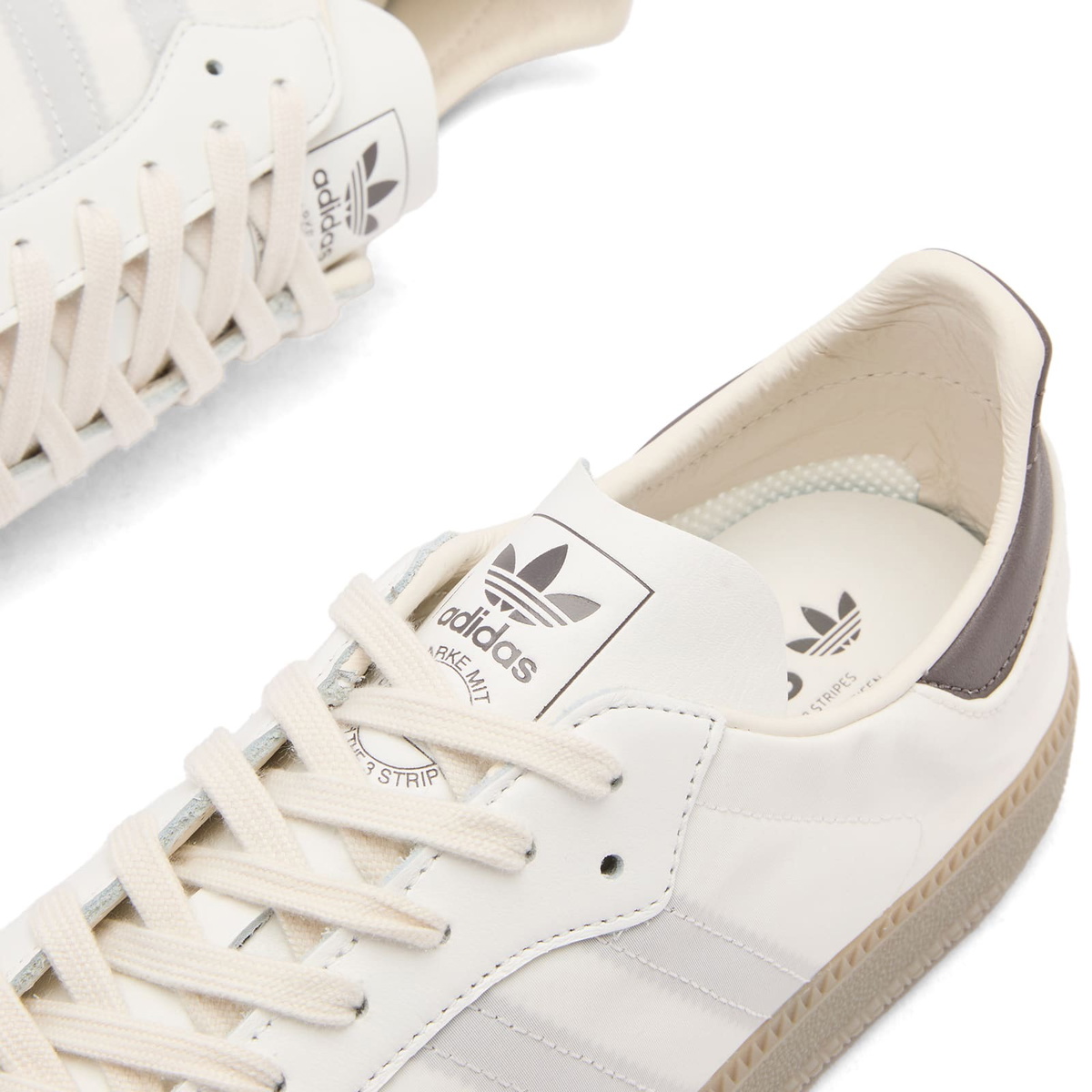 Adidas Samba Decon Sneaker in White/Charcoal/Putty Beige adidas