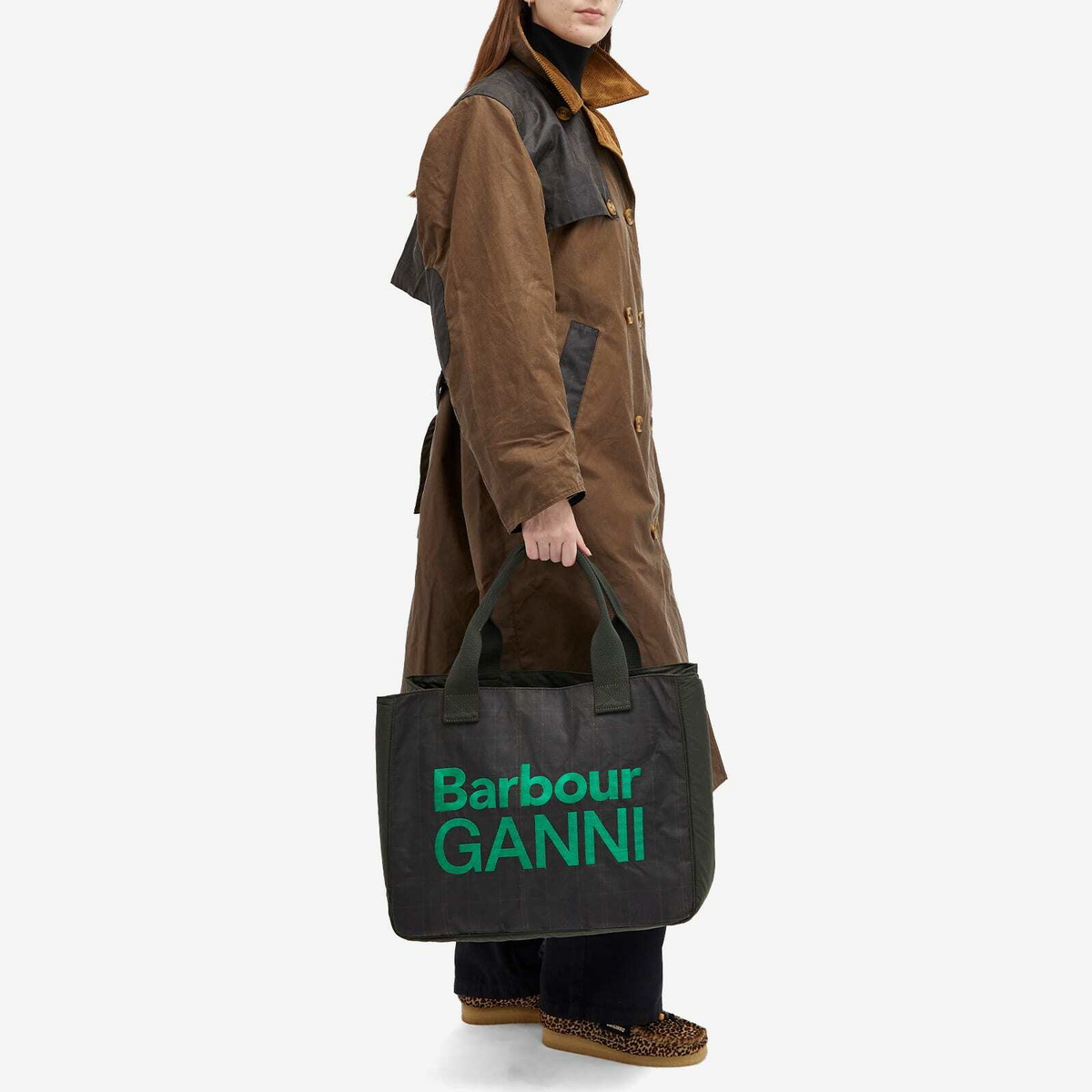 直営店完売　Barbour × GANNI バッグ Ganni x Barbour's Latest Collaboration Is a Pastoral