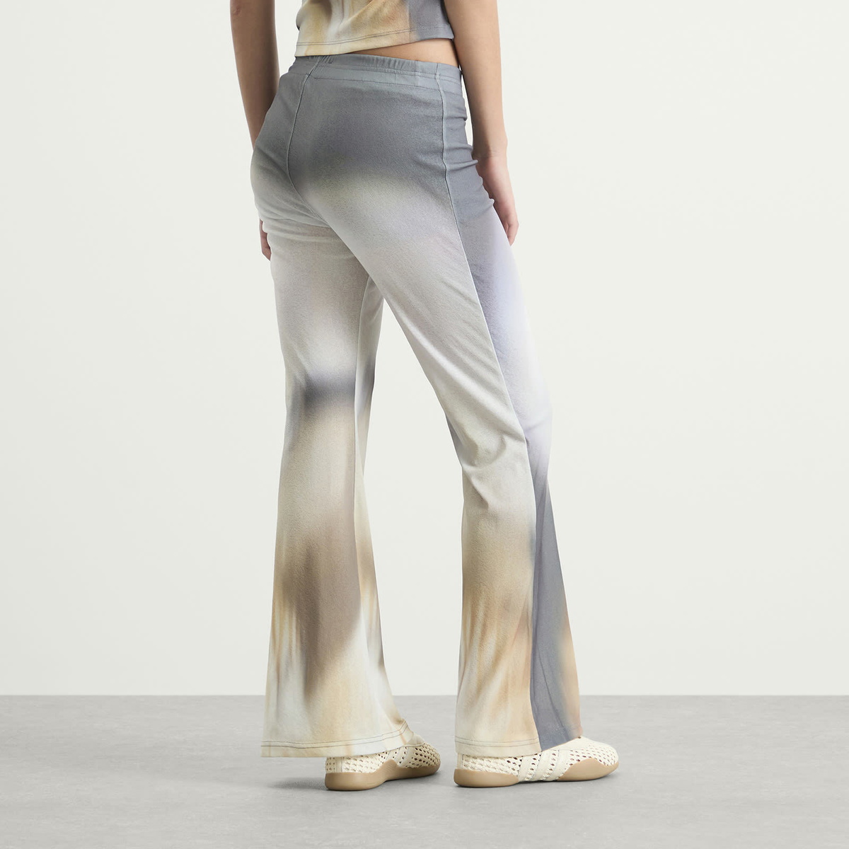 Kijun Women's Sheer Print Flared Pants in Charcoal