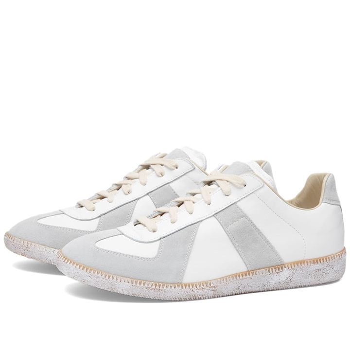 Photo: Maison Margiela Men's Painted Sole Replica Sneakers in Off-White
