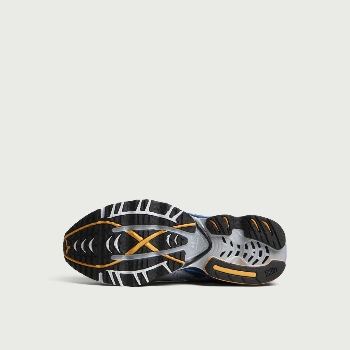 Mizuno Wave Prophecy 1 OG Sneaker in Artisan'S Gold