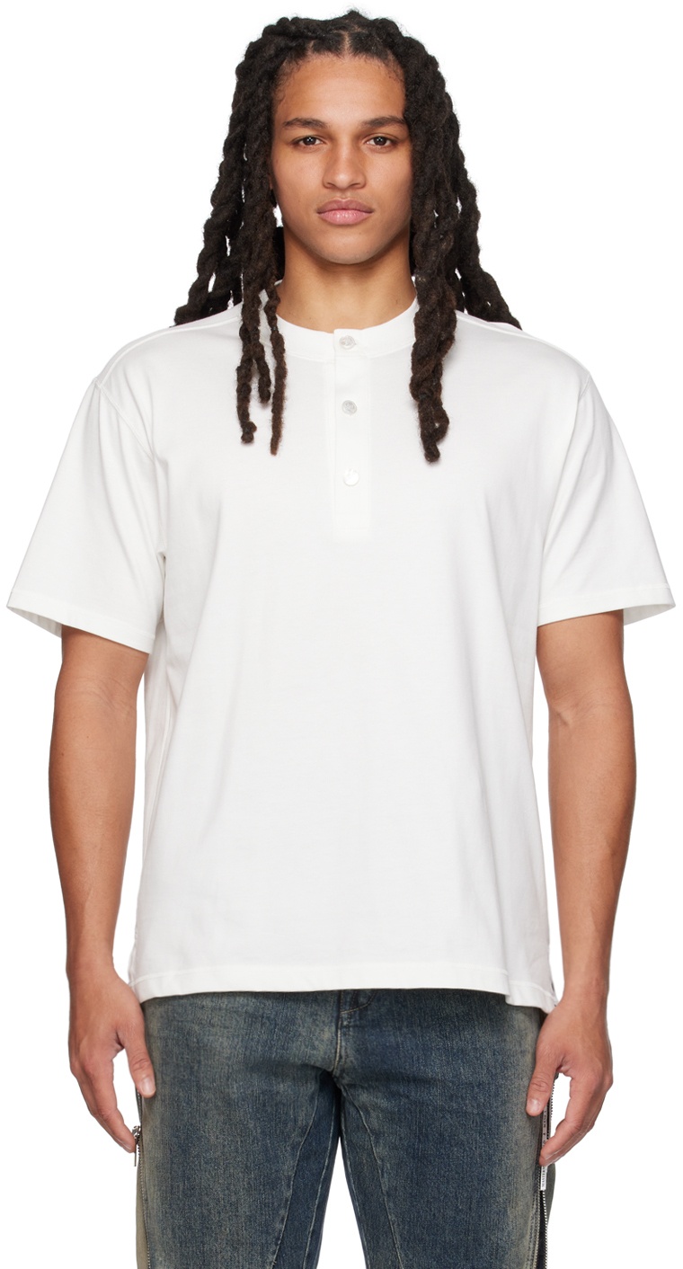 mastermind WORLD White Three-Button T-Shirt