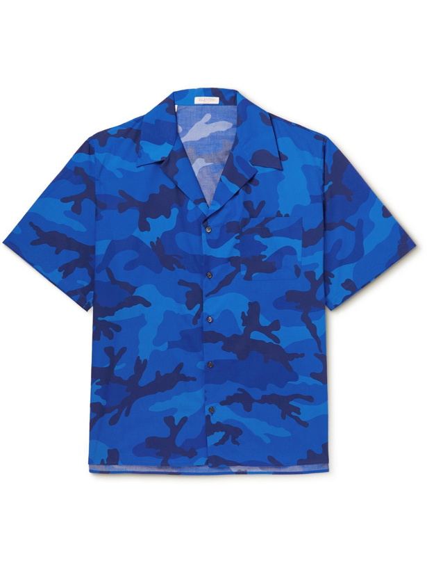 Photo: Valentino - Camp-Collar Camouflage-Print Cotton-Poplin Shirt - Blue