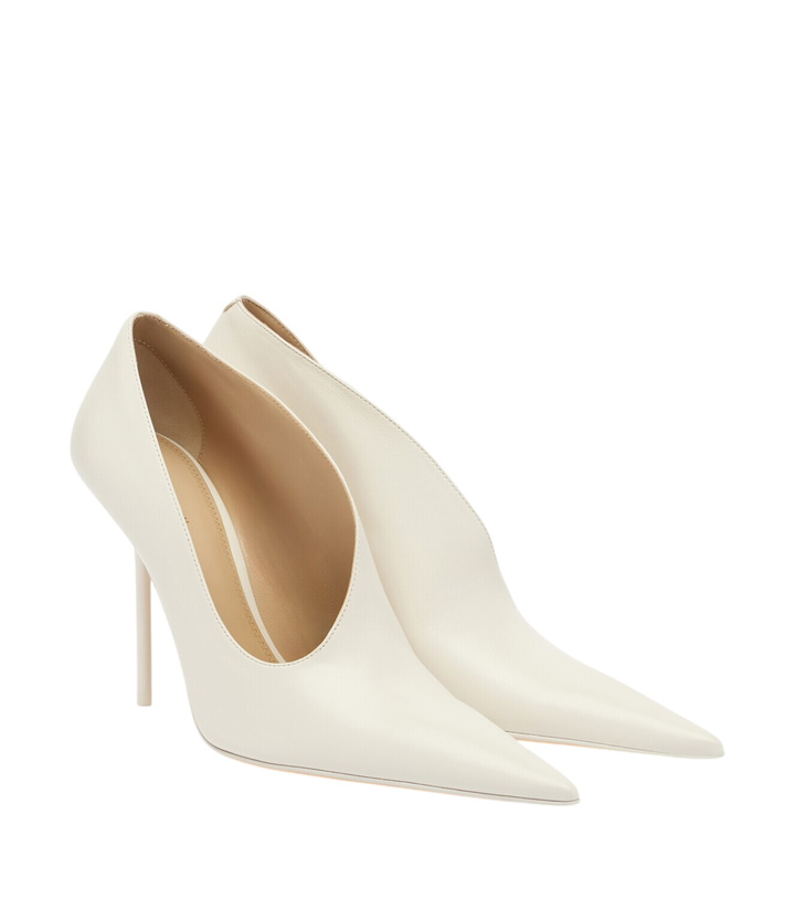Photo: Victoria Beckham Sloane leather pumps