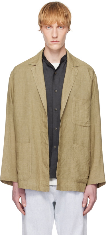 Photo: YLÈVE Khaki Linen Blazer