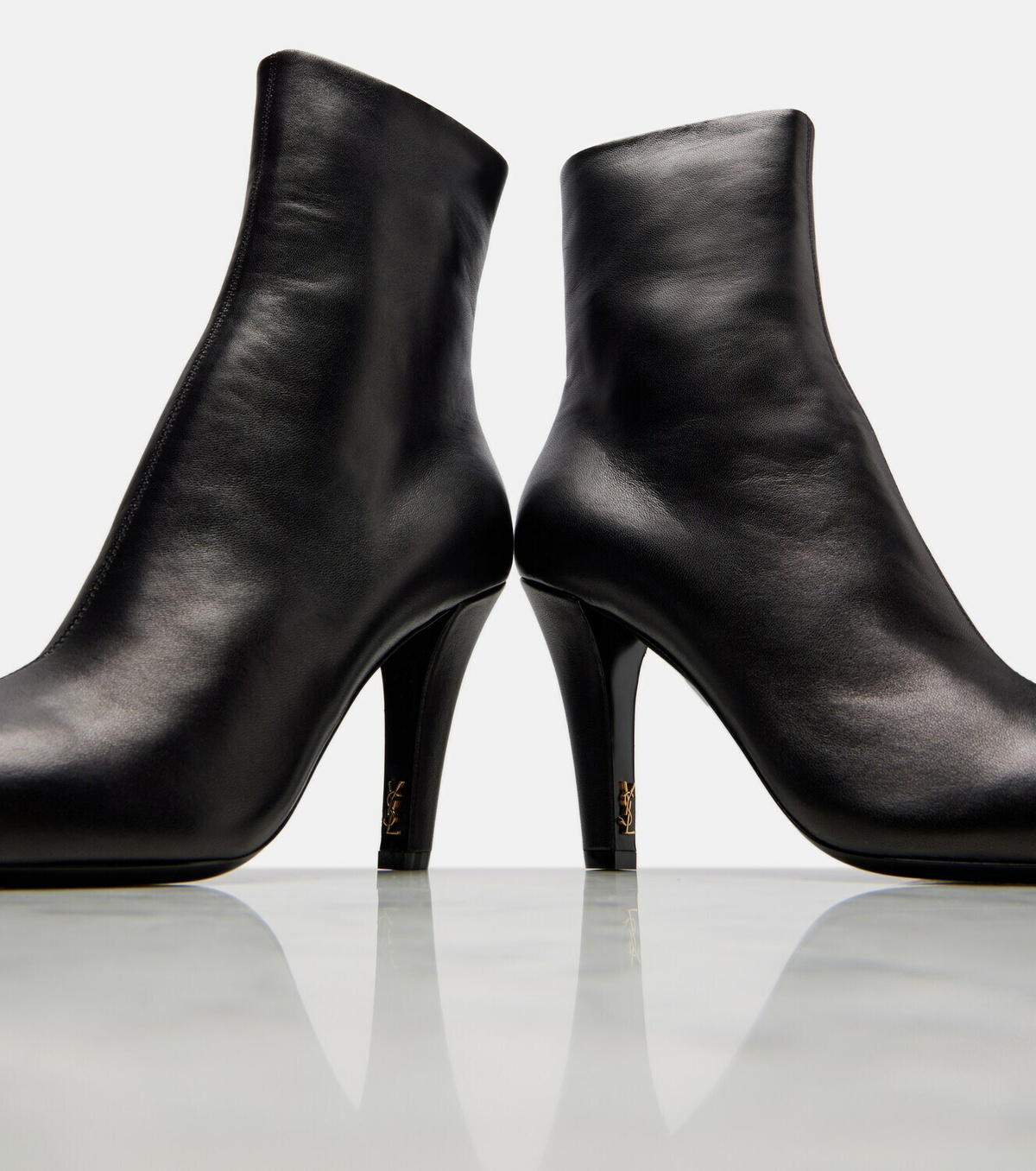 Saint Laurent Jill 95 leather ankle boots