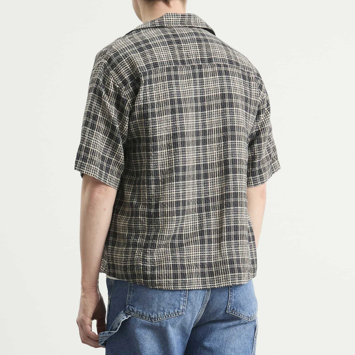 Corridor Men's Plaid Seersucker Short Sleeve Shirt in Black