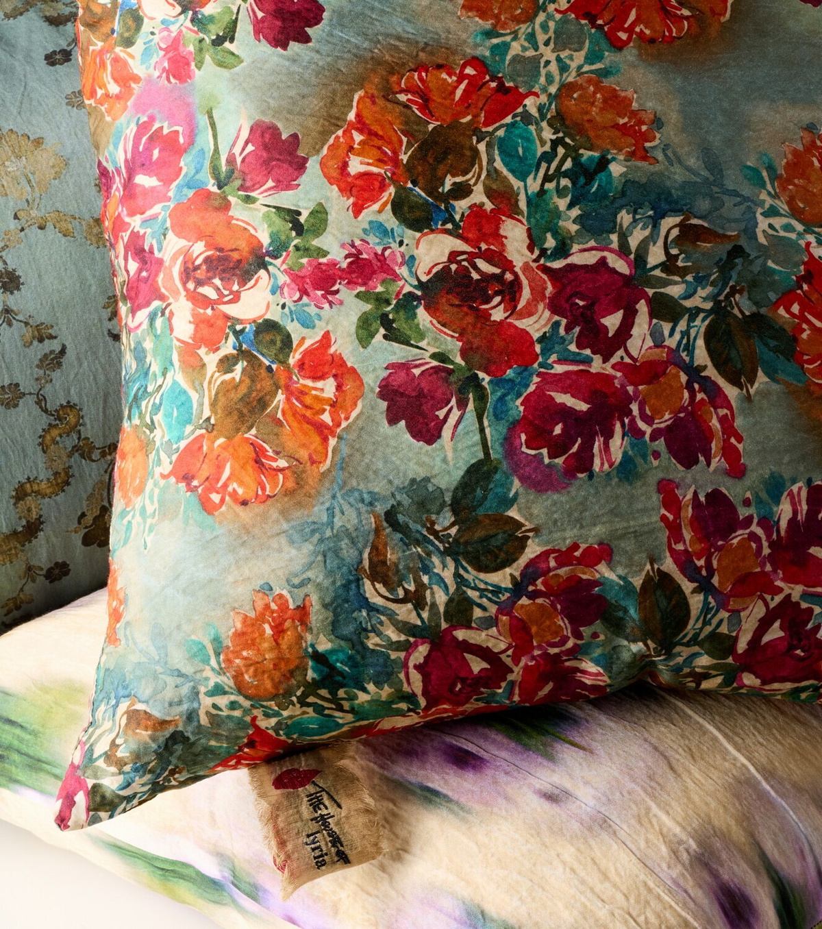 The House of Lyria Insio cushion
