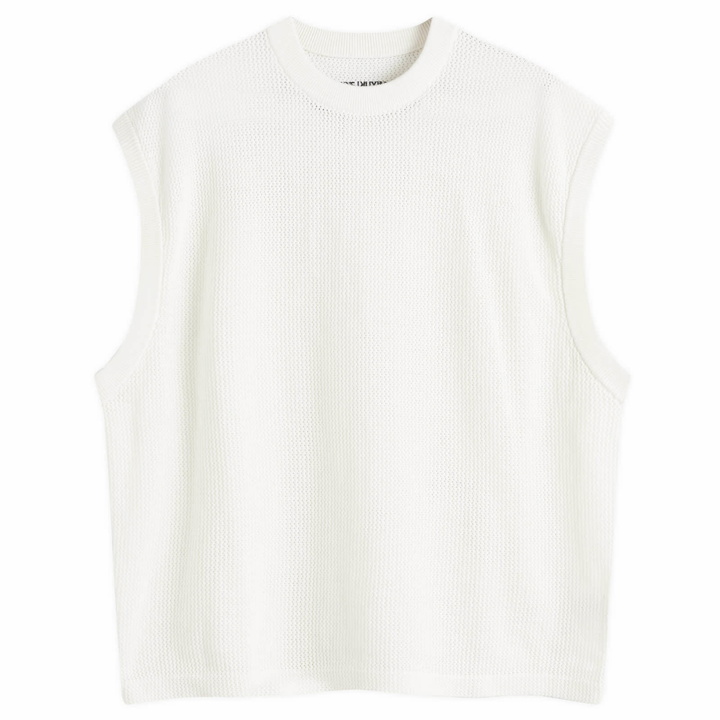 Photo: MKI Men's Loose Gauge Vest in Off White