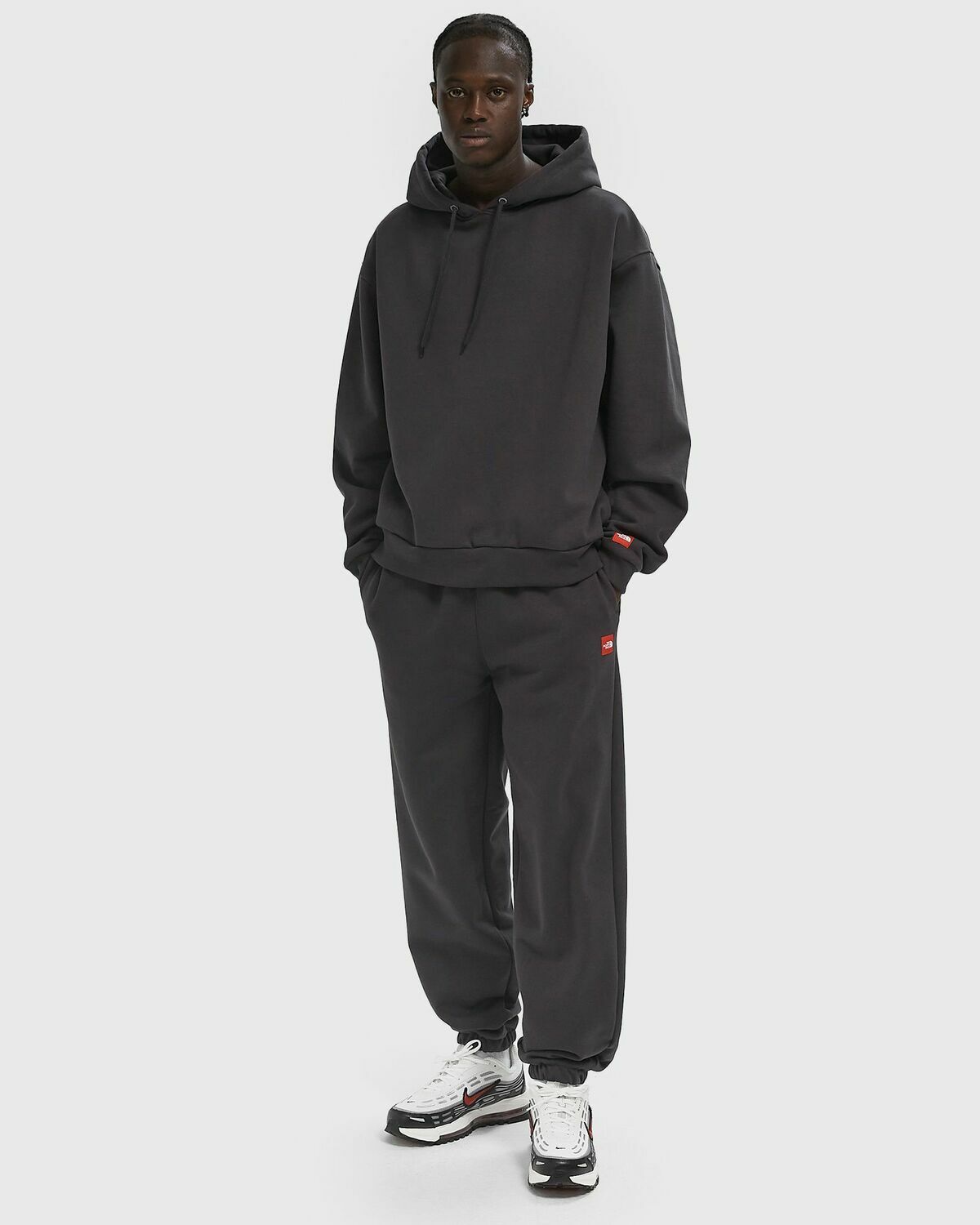 The North Face TNF Red Box Sweatpants Black Men