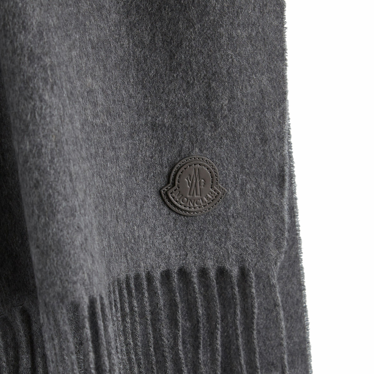 Moncler Men's Cashmere Scarf in Grey 