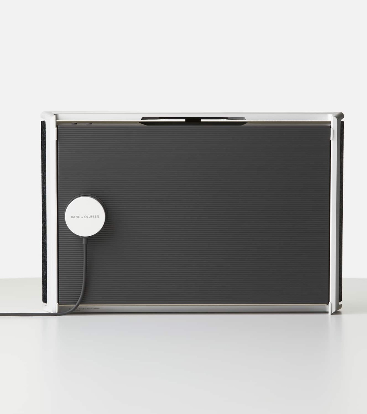 Bang & Olufsen Beosound Level speaker, EU plug