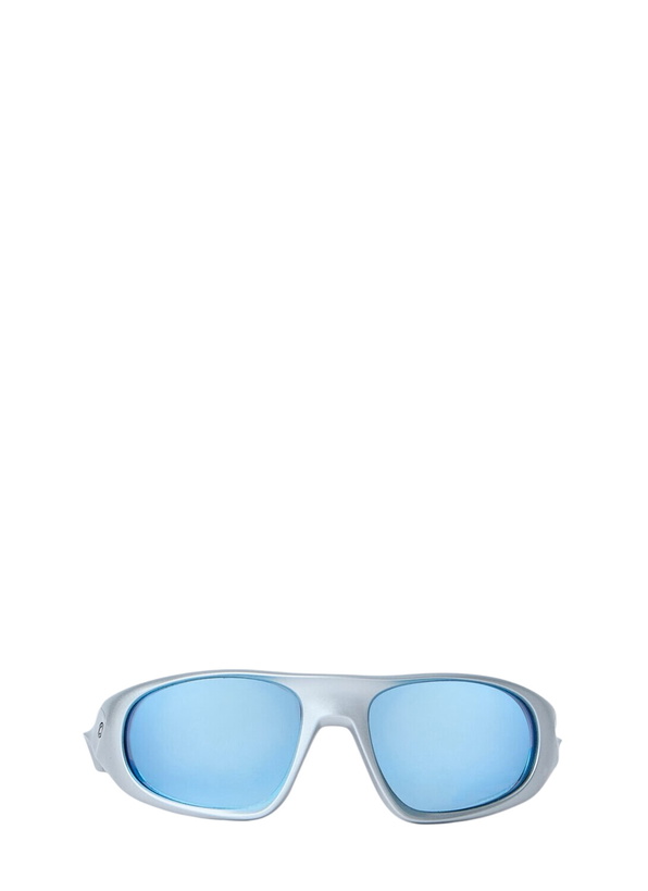 Photo: Oakley Neoforma Sunglasses