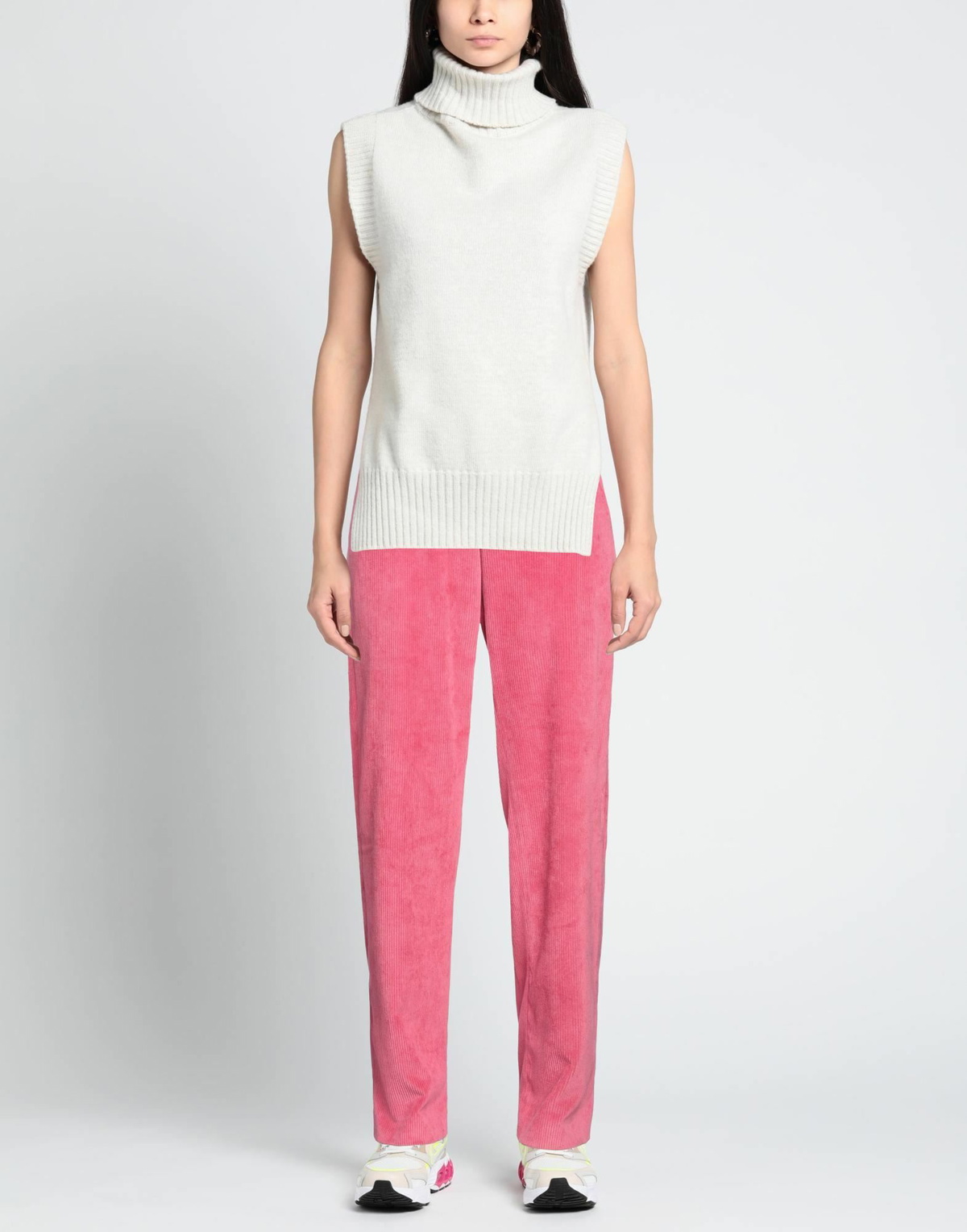 Jijil Womens Pants in Magenta