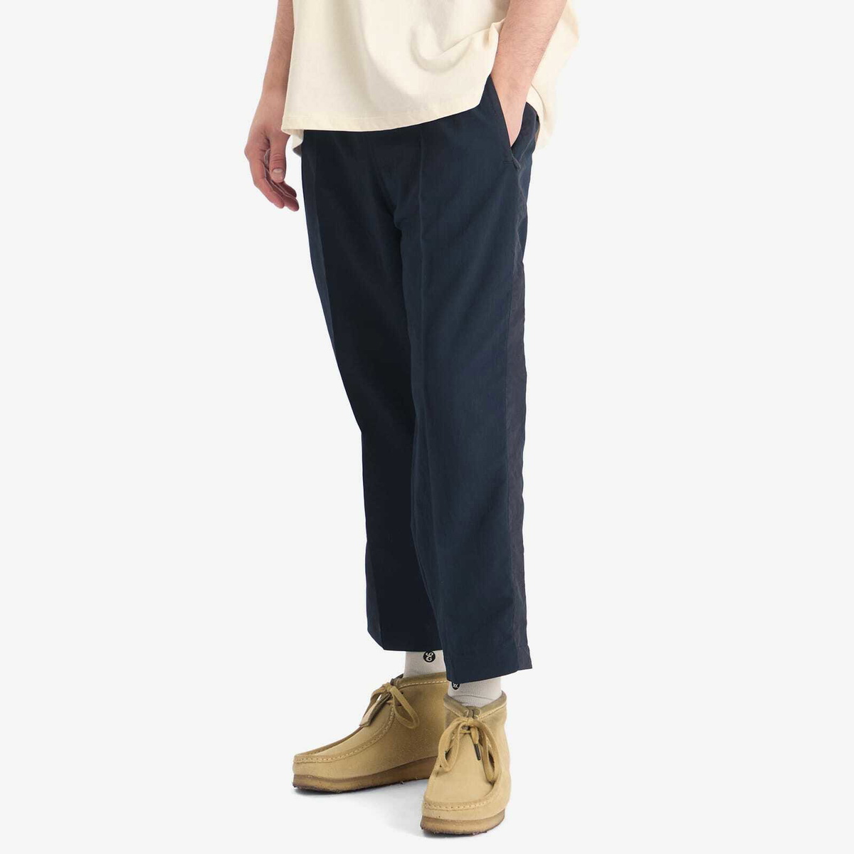 nanamica(ナナミカ) ALPHADRY Cropped Pants Nanamica Men's Alphadry Cropped Trousers in Navy Nanamica