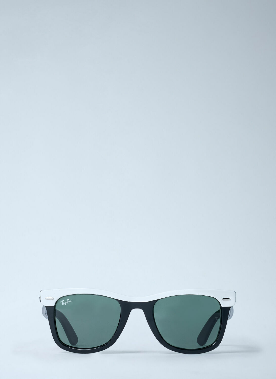 Ray-Ban Wayfarer Sunglasses