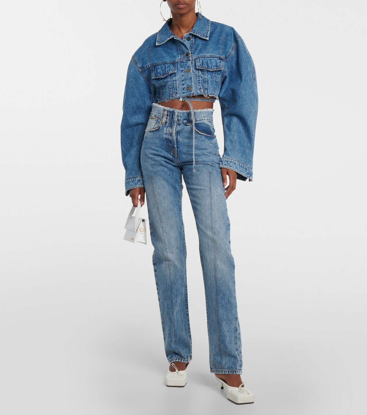 【Jacquemus】 De-Nimes high-riseストレートジーンズ Jacquemus Le De-Nimes Droit ハイライズ ストレートジーンズ