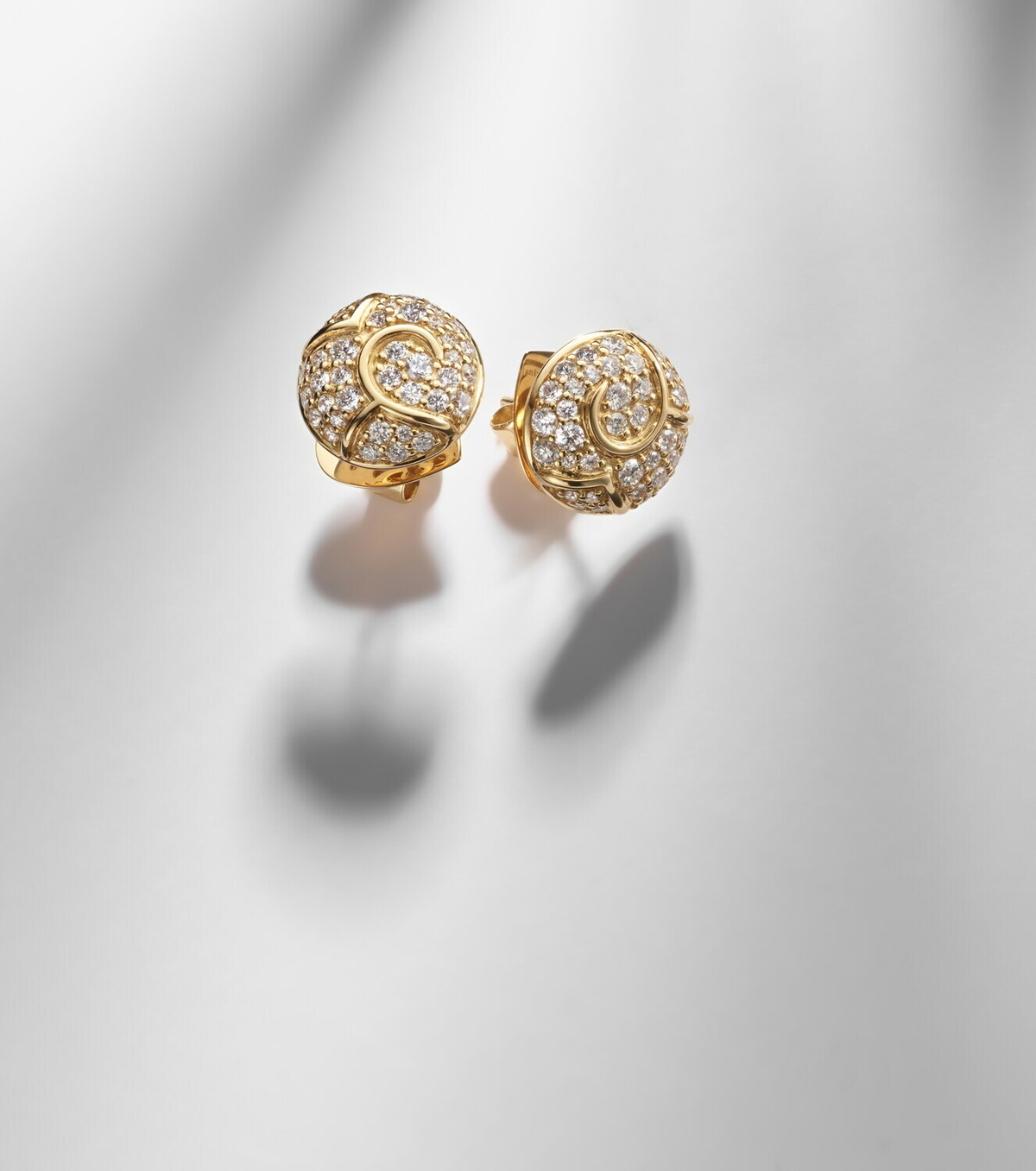 Marina B Onda Boule 18kt gold stud earrings with diamonds