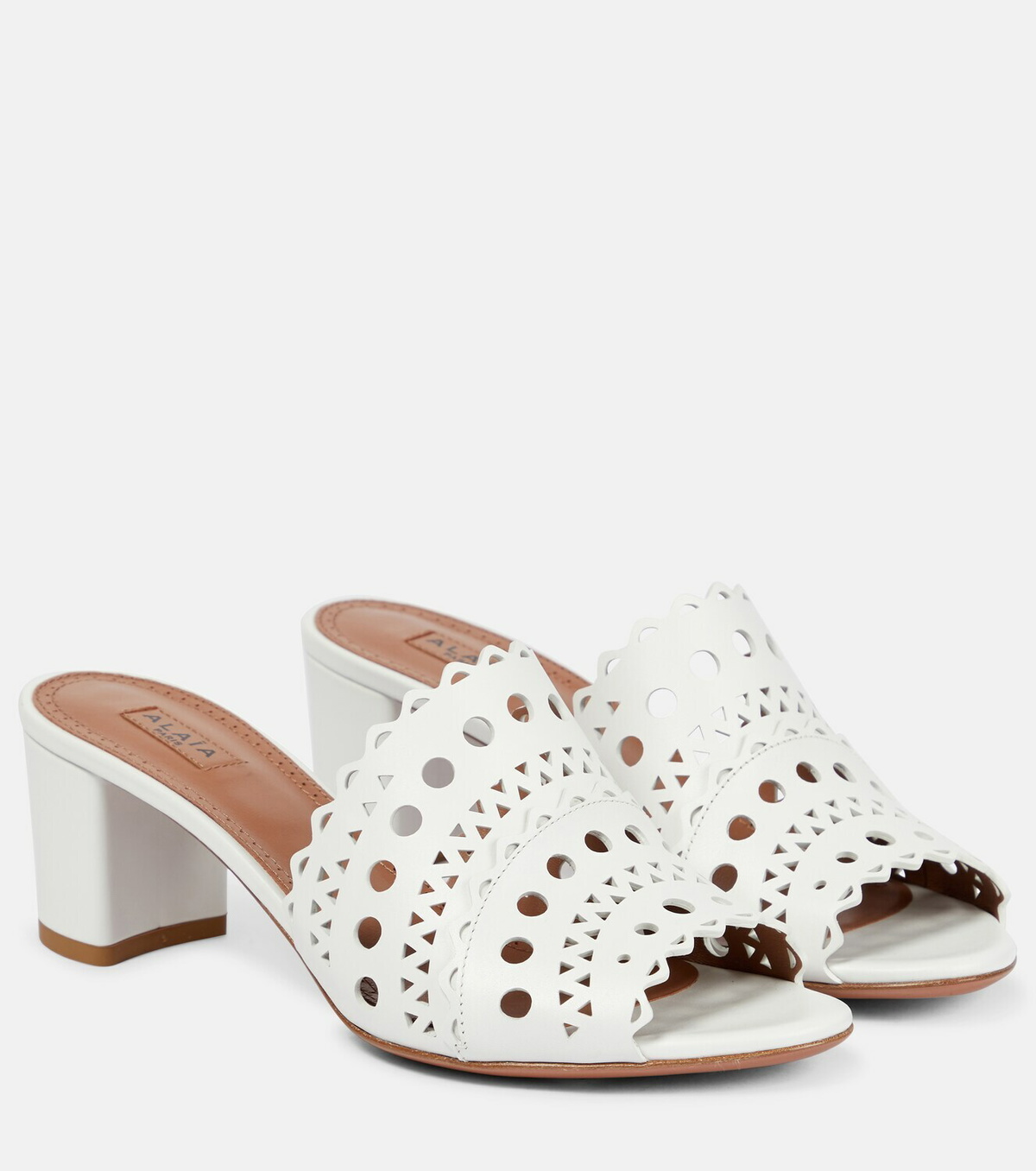 【ALAIA】White crystal-embellished laser-cut【新品同様】 Alaïa Laser-cut leather mules ALAÏA