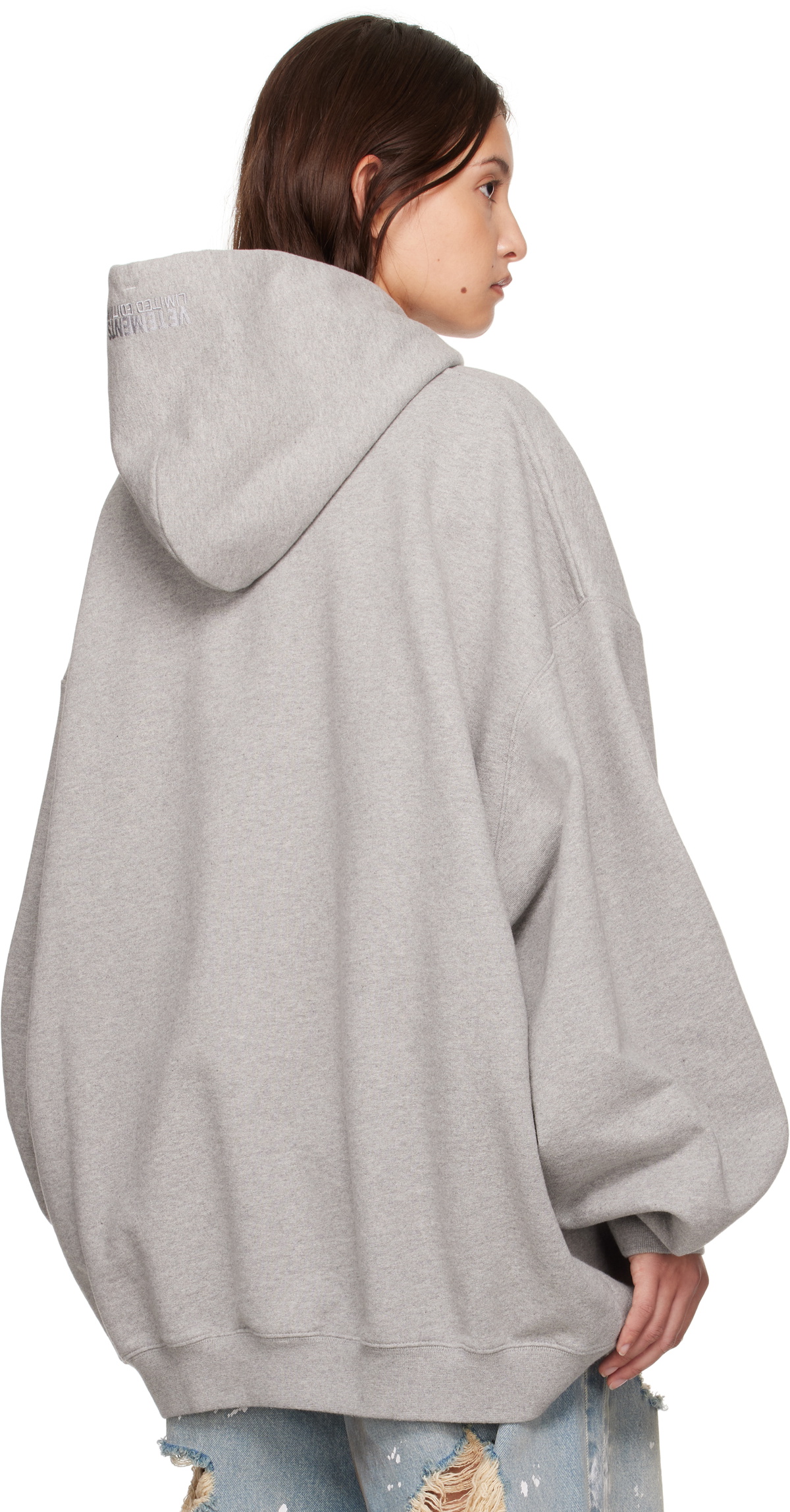 【VETEMENTS】グレー I'm Retired オーバーサイズ フーディ VETEMENTS I'm Retired Oversized Hoodie Top in Grey