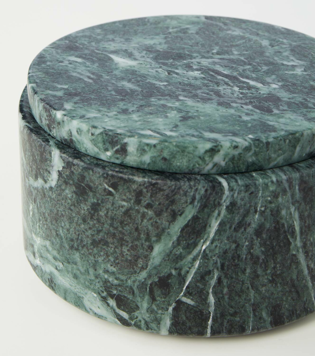 Michaël Verheyden Marble container