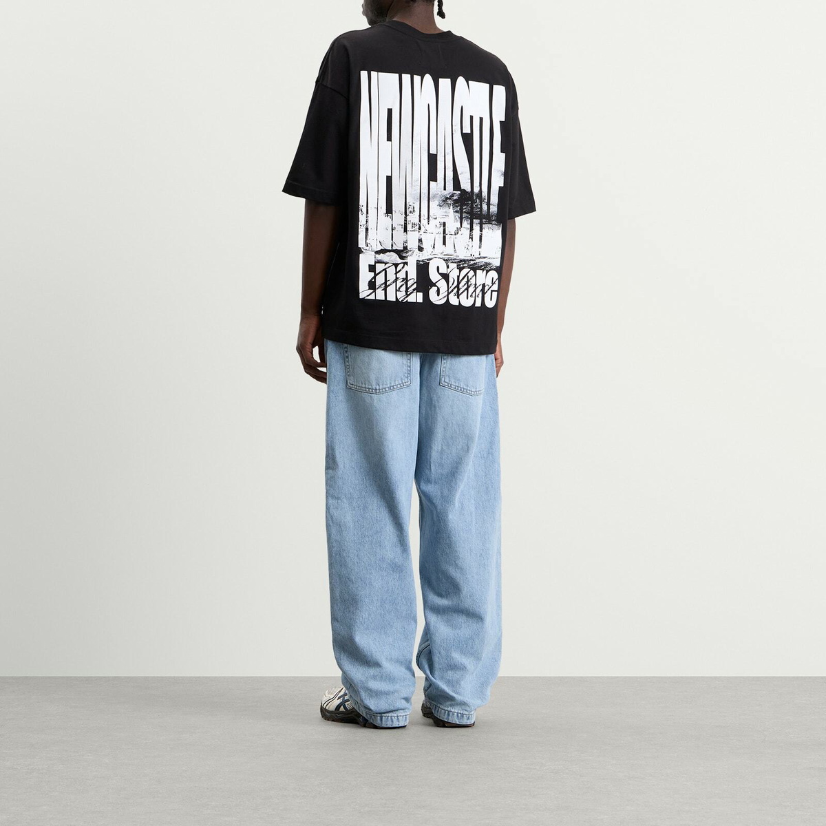 END. Newcastle T-Shirt in Black