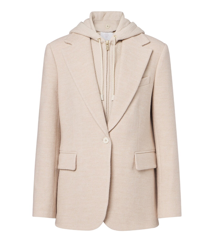 Photo: Eleventy Layered wool blazer