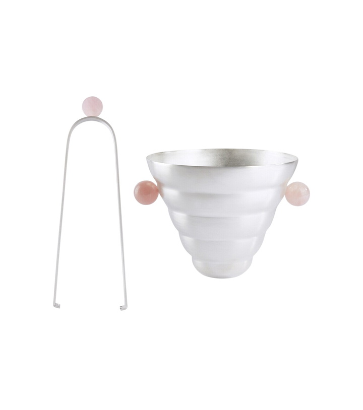 Photo: Natalia Criado Silver-plated ice bucket and tongs set