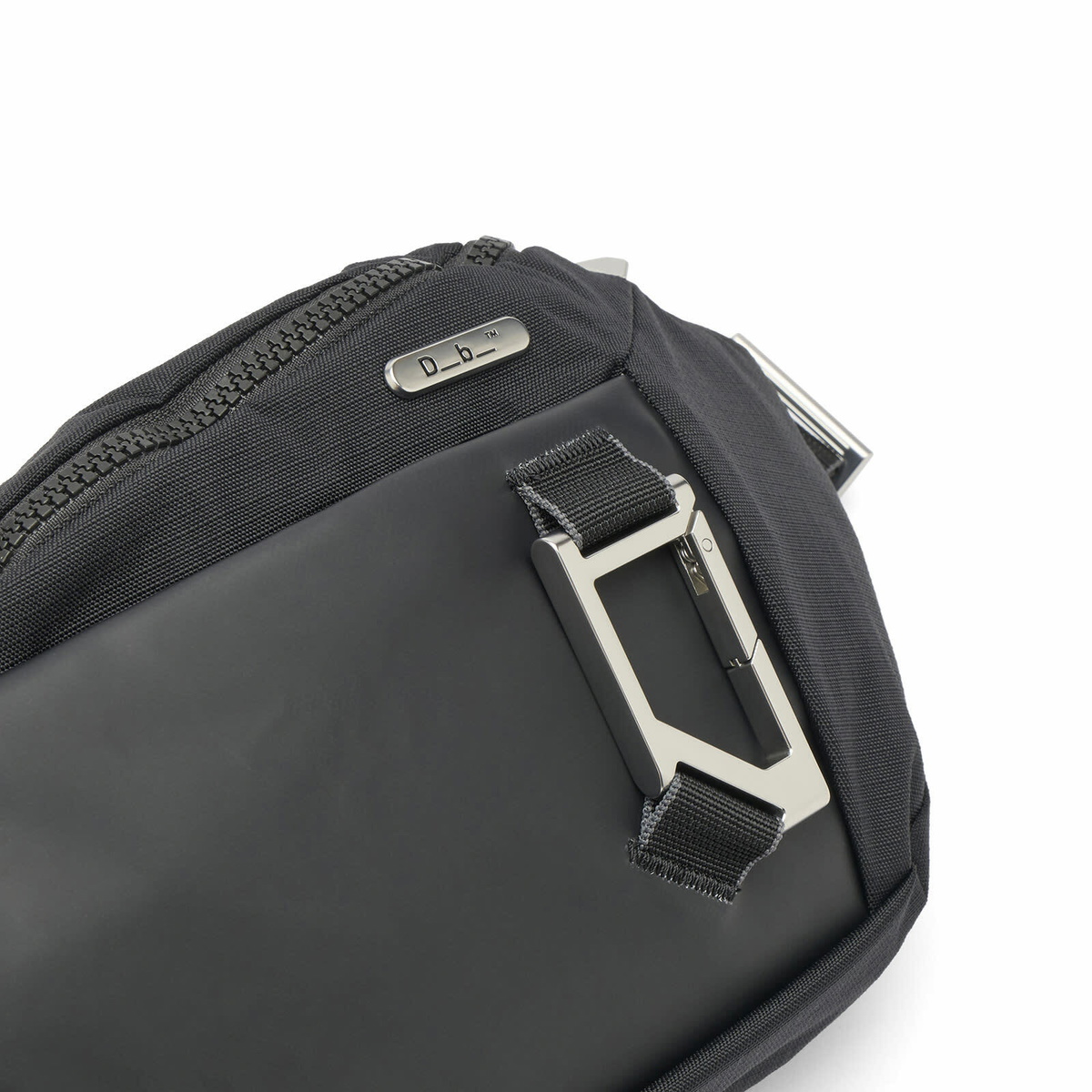 Db Journey Entour Sling 6L in Black Out 