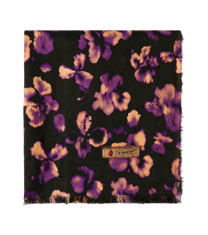 Photo: The House of Lyria Firmamento floral linen throw