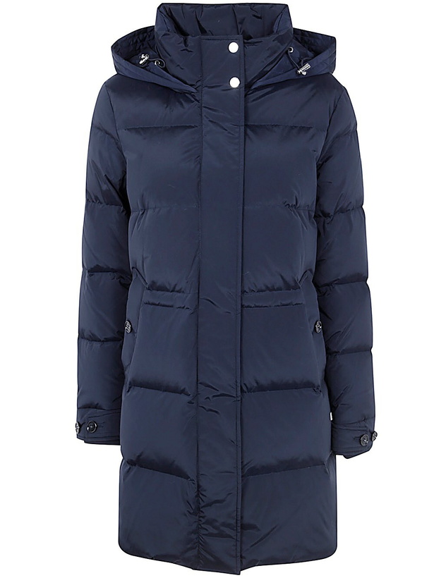 Photo: Woolrich Alsea Puffer Parka in Blue