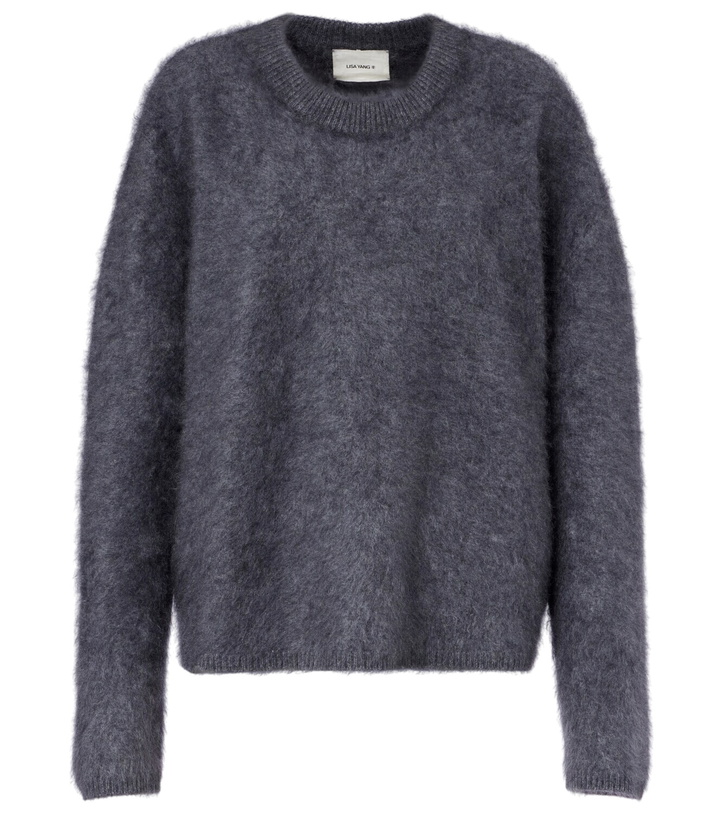 Photo: Lisa Yang Natalia oversized cashmere sweater