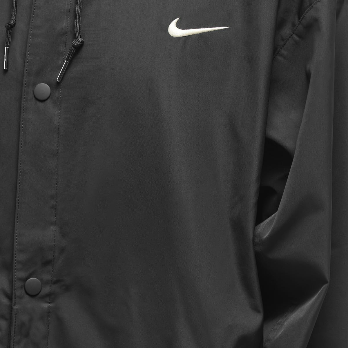 Nike Men's Swoosh Woven Parka Jacket in Black/Coconut Milk Nike